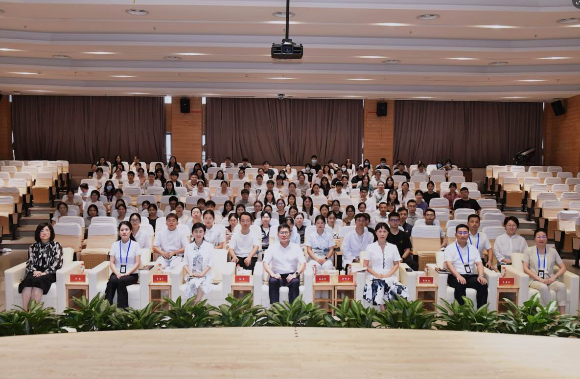 “逐光启航筑杏林·同心共赴新征程”——我院圆满完成2026年新员工岗前培训
